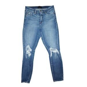 Buckle Black Ankle Skinny Jeans – Size 26x27 – Medium Wash Distressed Denim